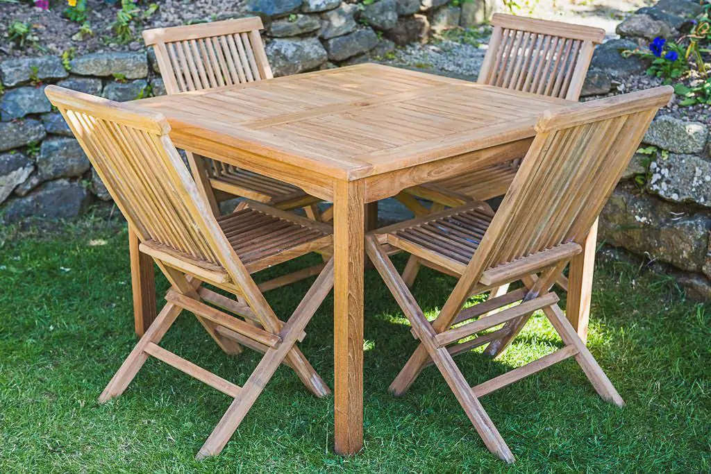 Square Fixed Solid Teak 1m Table and Folding Chair Garden Table and Chair Set