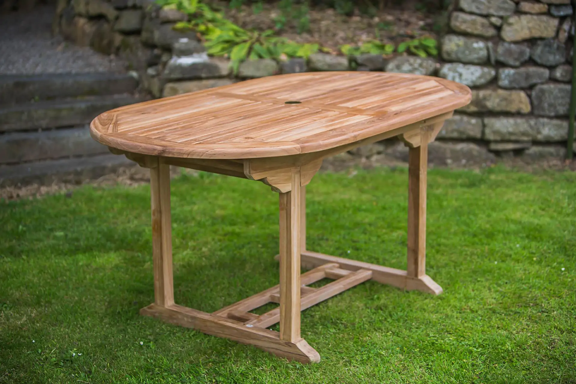 Solid Teak Oval 1.6m Pedestal Fixed Patio Table