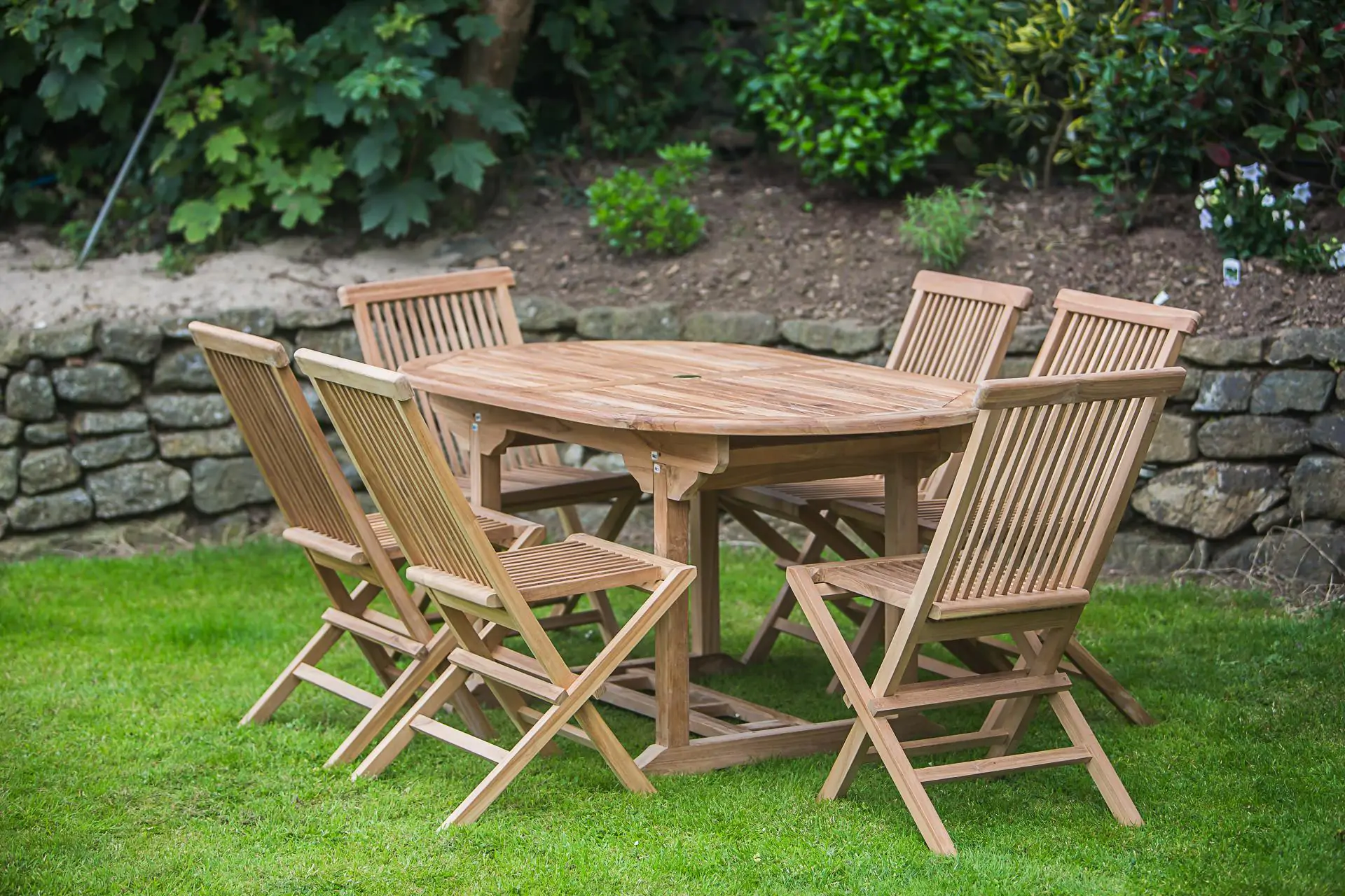 Oval Pedestal Solid Teak 1.6m Table and Folding Chair Patio Furniture Set