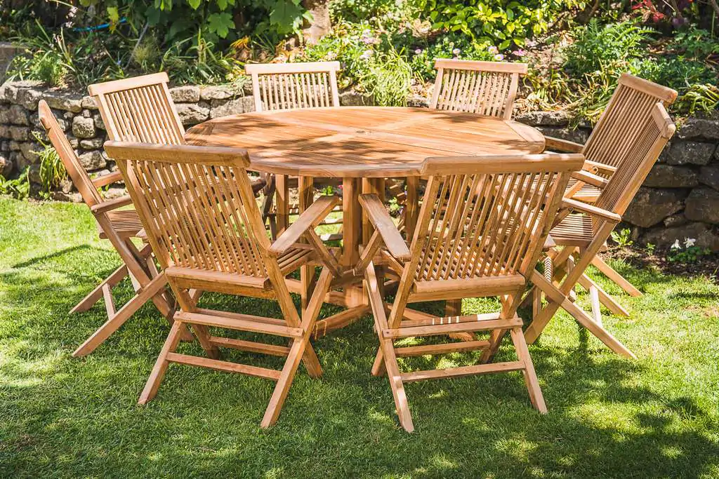 Teak Patio Set 1.4m Folding Pedestal Table and 8 Folding Armchairs