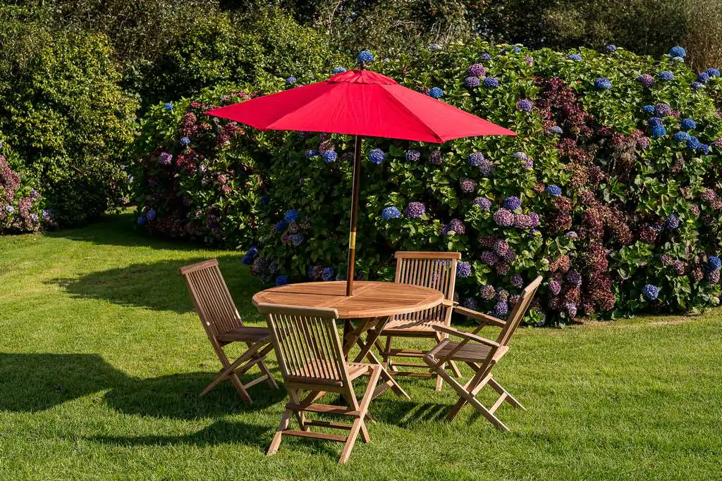 Red 2m Round Wooden Garden Parasol