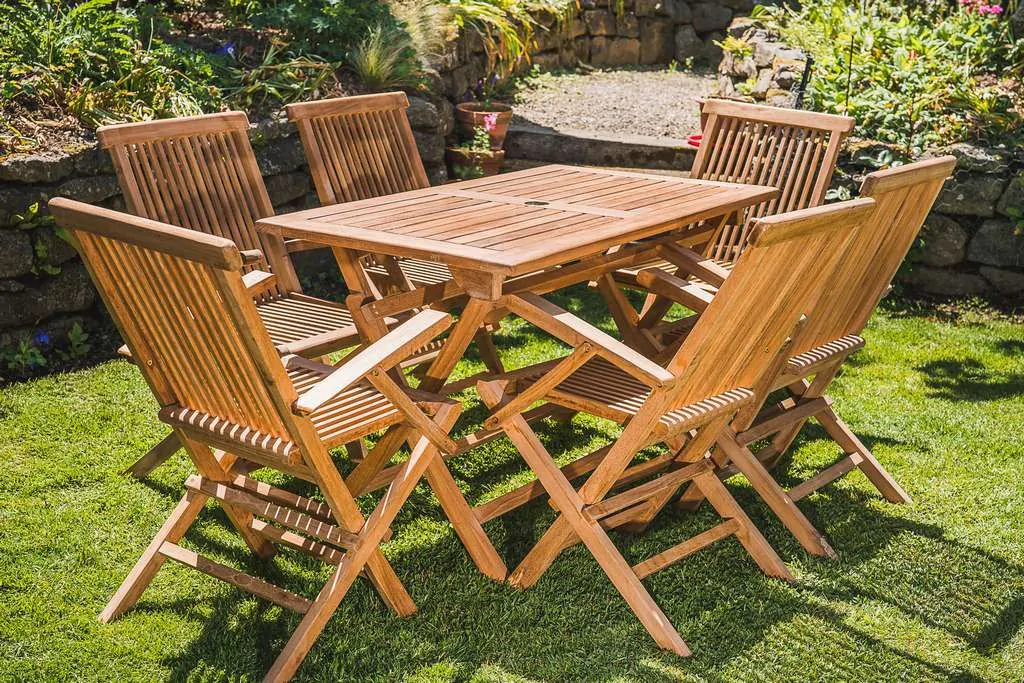 Solid Teak Rectangular Patio Set – 1.2m Rectangular Table and 6 Folding Armchairs