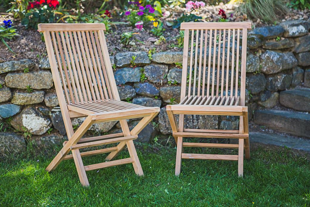 Clearance Folding Chairs – Pair