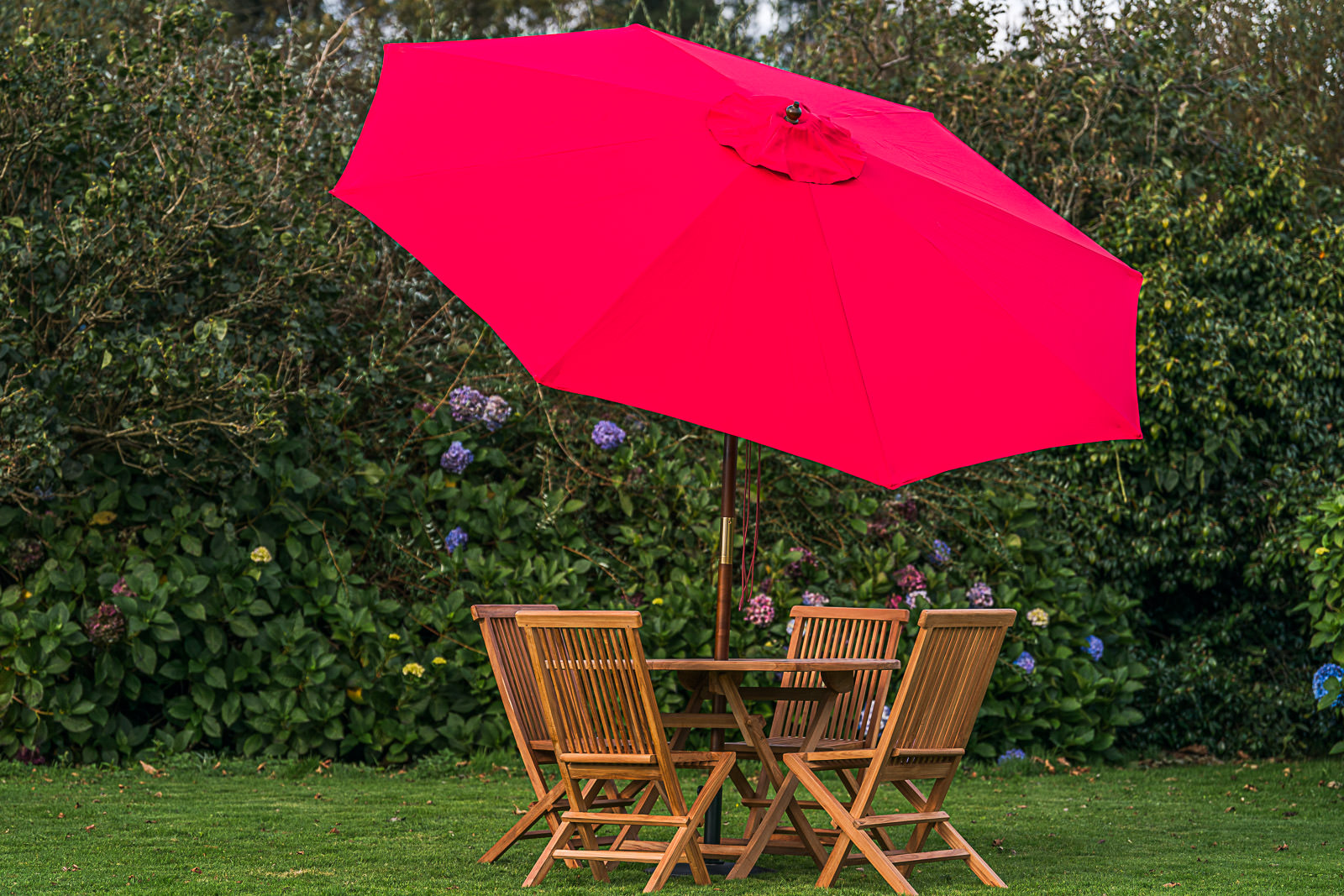Red 3m Round Tilting Wooden Garden Parasol