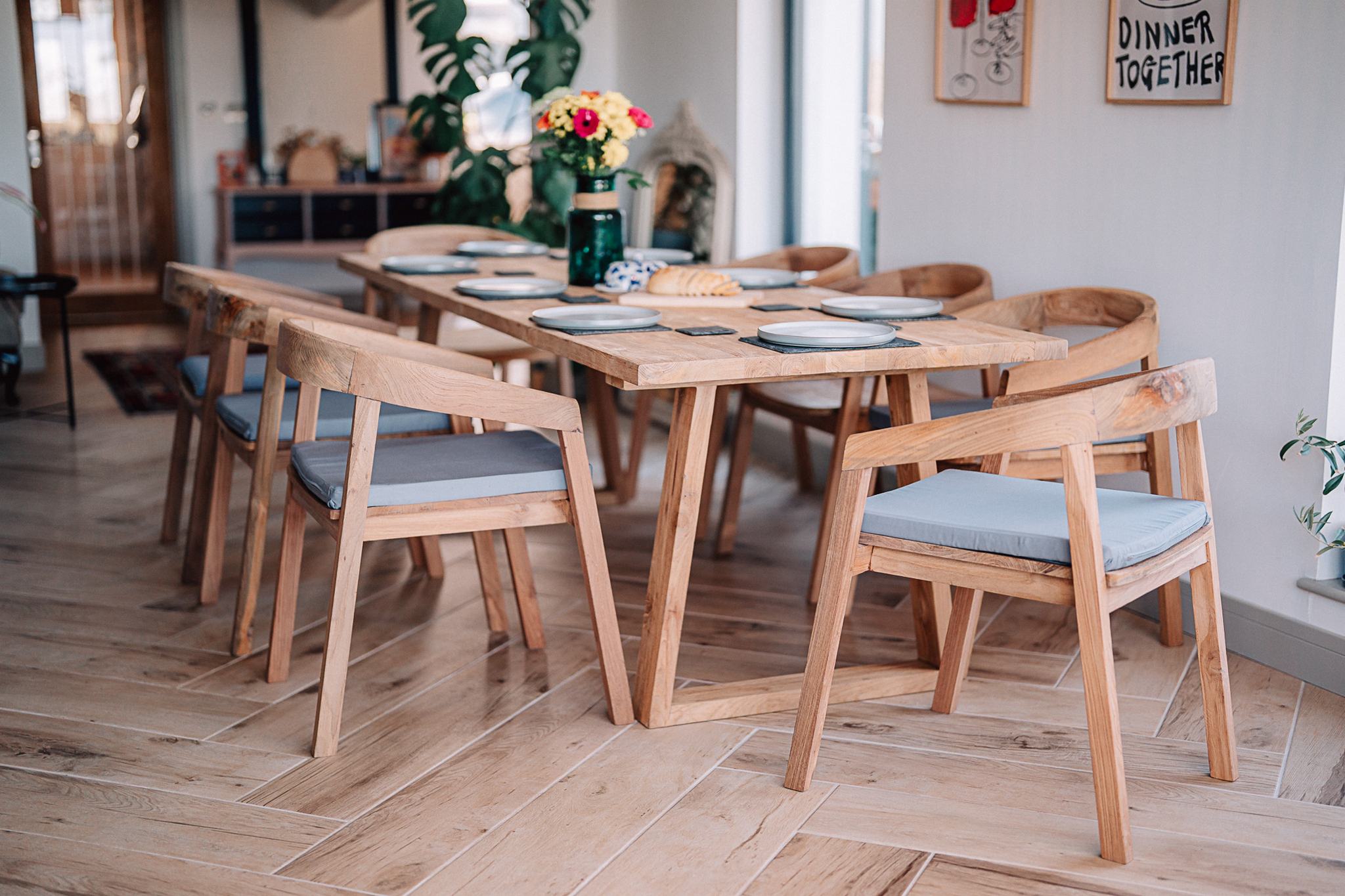 Reclaimed Solid Teak Kynance 2.2m Table with 8 Round Back Chairs and Grey Cushions