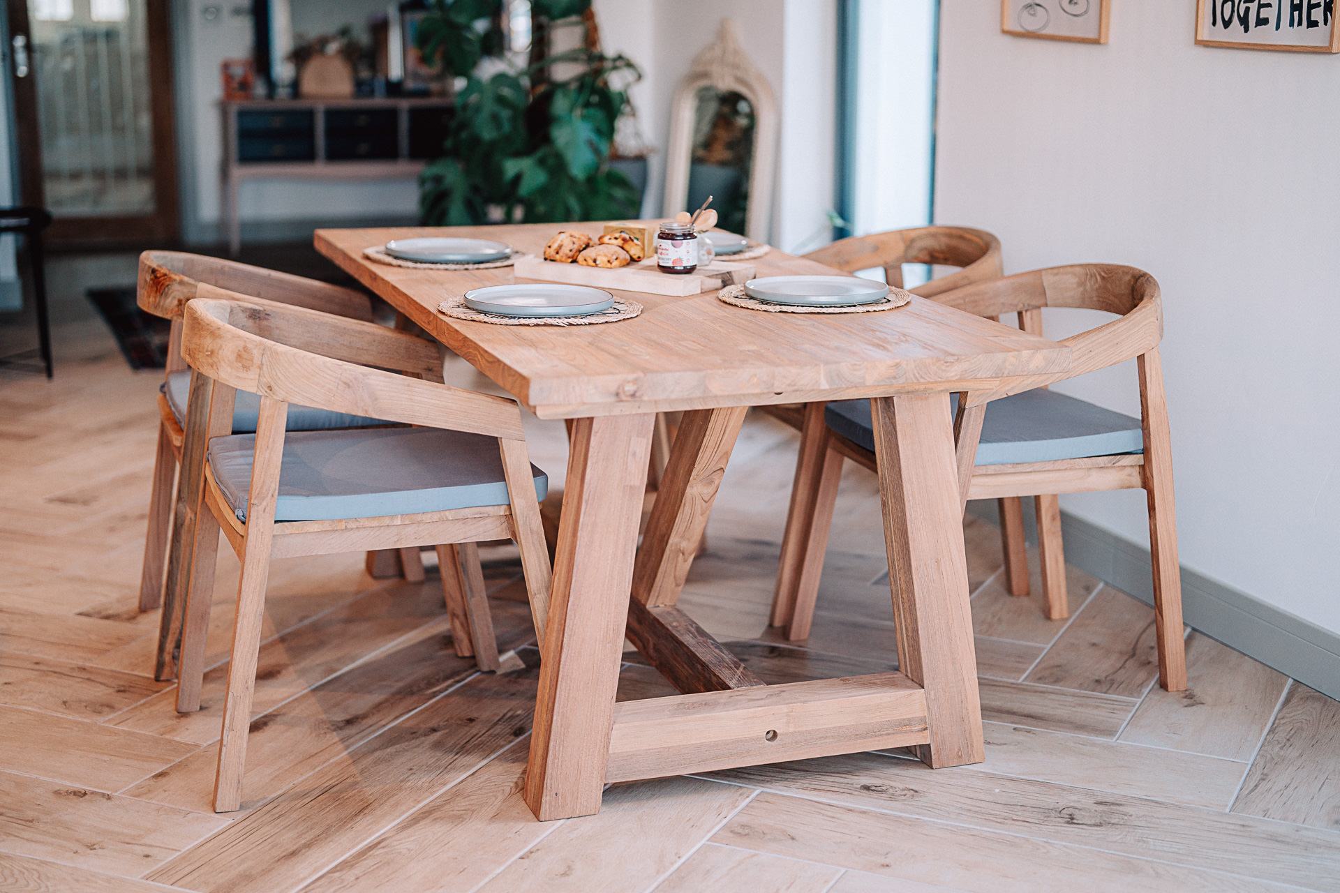 Solid Reclaimed Teak 1.8m Rinsey Table and 4 Round Back Chairs with Grey Cushions