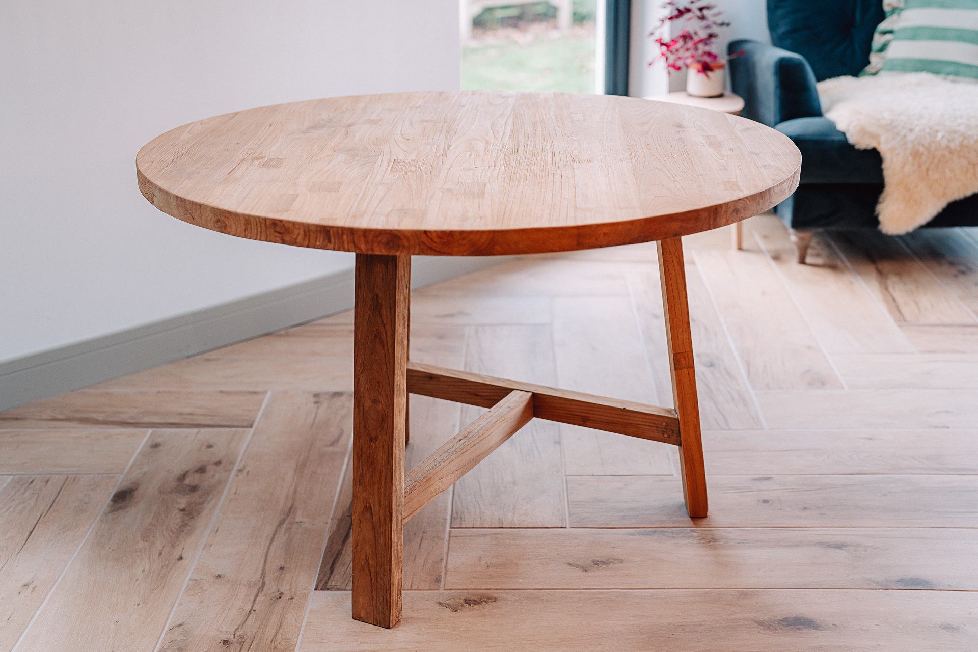 Treen Reclaimed Solid Teak 1.2m Circular Dining Table