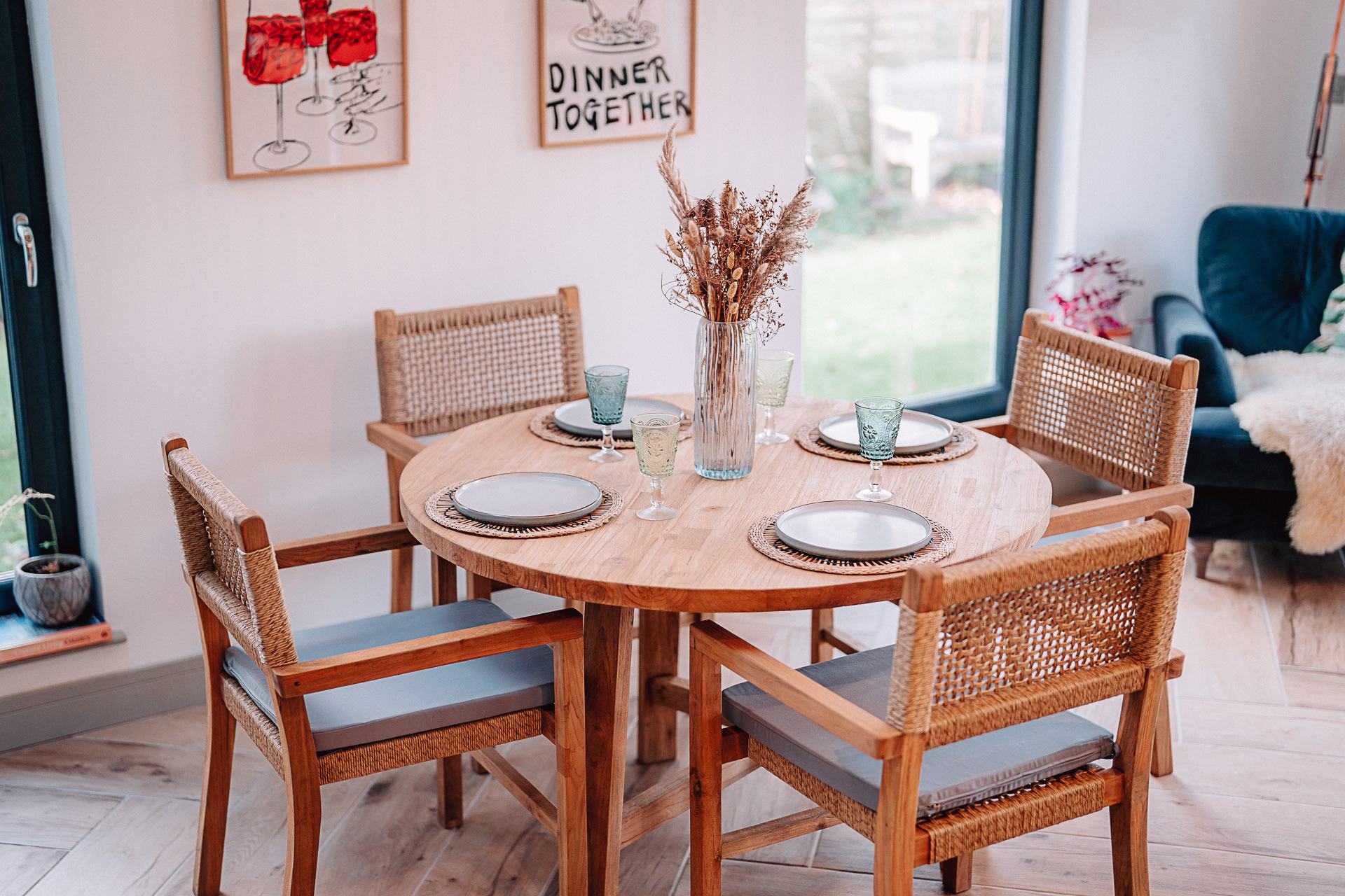 Treen 1.2m Circular Teak Table and 4 Wicker Chairs with Grey Cushions