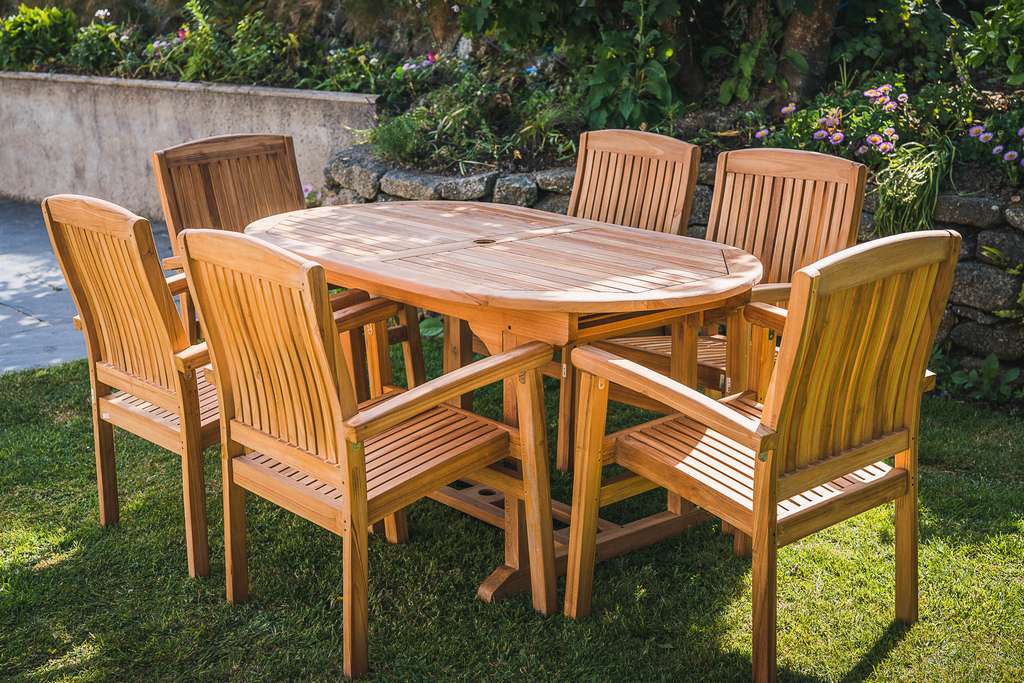 160 oval pedestal set 6 person stacking armchairs 03 1